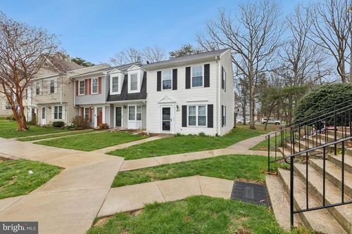 8653 Braxted Ln, MANASSAS, VA, 20110-4578 | Card Image