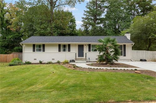 551 Lyle Dr Se, Marietta, GA, 30067-7611 | Card Image