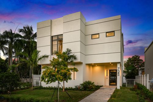 725 Se 4th Ave, Delray Beach, FL, 33483-3410 | Card Image