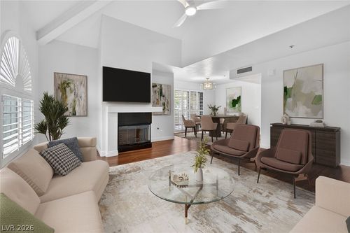 102-2605 S Durango Dr, Las Vegas, NV, 89117-2618 | Card Image