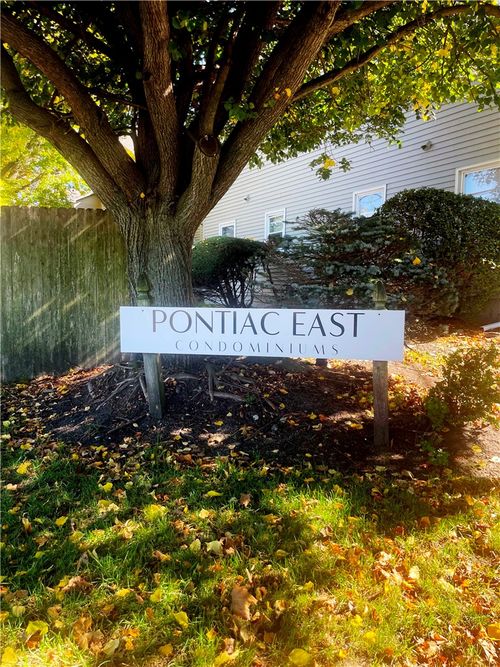 108-10 East St, Cranston, RI, 02920-4470 | Card Image