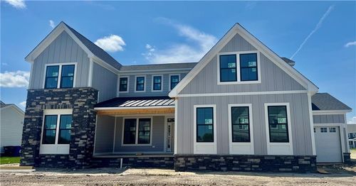 2900 Weston Loop, Virginia Beach, VA, 23456-5798 | Card Image