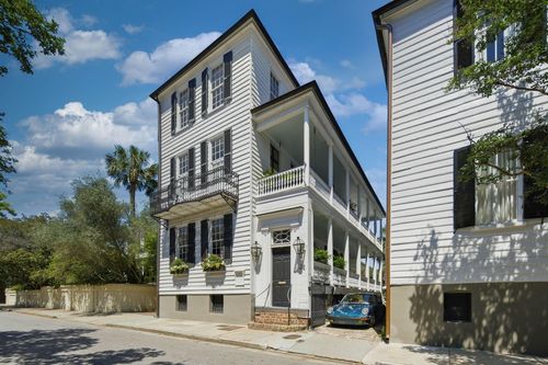 24 King St, Charleston, SC, 29401-2735 | Card Image