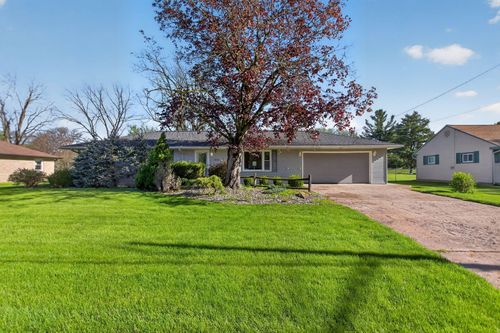 1616 Cascade Ct, Jackson, MI, 49203-3808 | Card Image