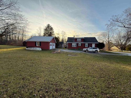 84 Allen St, Rutland, VT, 05701-4568 | Card Image