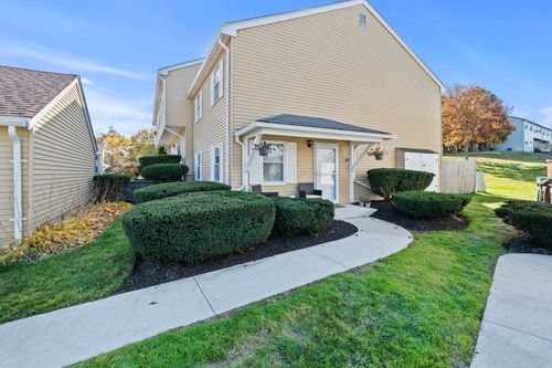 7-7 Pamela Ln, Amesbury, MA, 01913-1007 | Card Image
