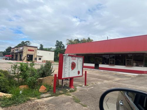 201 E Main St, Clute, TX, 77531-4631 | Card Image