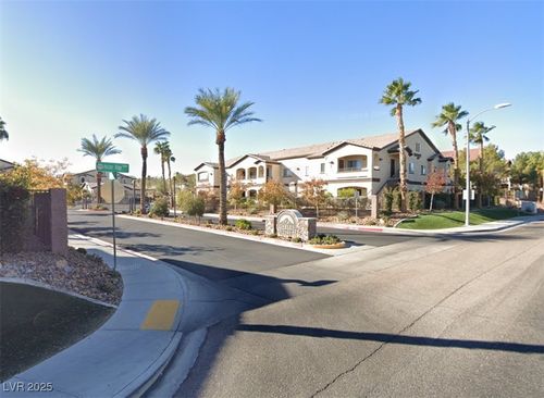 2208-2291 W Horizon Ridge Pkwy, Henderson, NV, 89052-5692 | Card Image