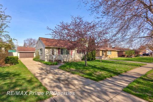 529 Handy Dr, Bay City, MI, 48706-4292 | Card Image