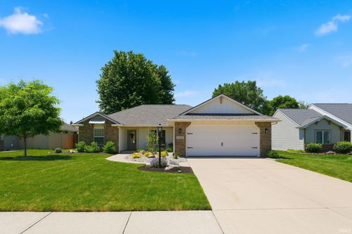 16217 Fleetwood Ct, Huntertown, IN, 46748-9390 | Card Image