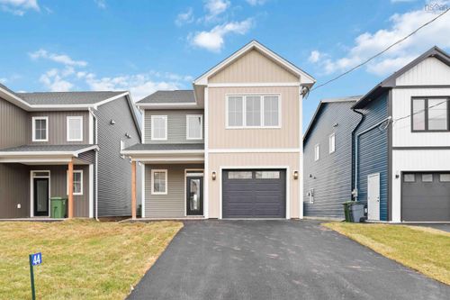 44 Brianna Drive, Lantz, NS, B2S0K4 | Card Image