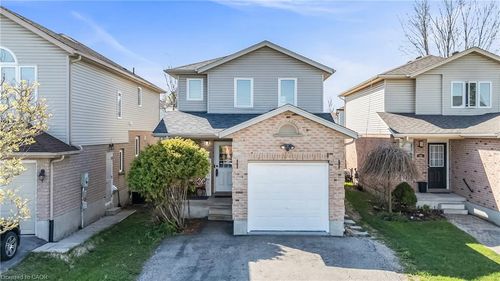 67 Orchid Cres, Kitchener, ON, N2E3N4 | Card Image