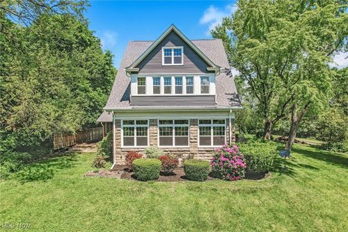 899 Park Blvd W, East Liverpool, OH, 43920-1418 | Card Image