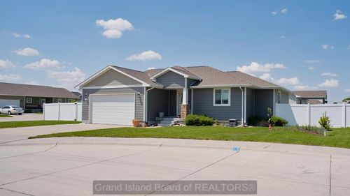 4328 Indiangrass Cir, Grand Island, NE, 68803-3063 | Card Image