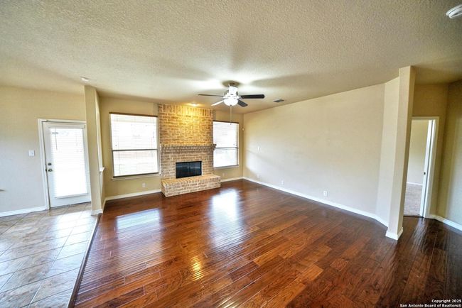 9022 Anderson Blf, House other with 5 bedrooms, 4 bathrooms and null parking in Converse TX | Image 7