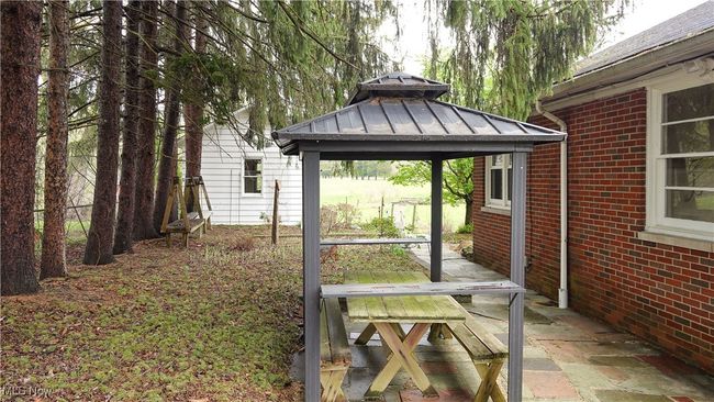 1099 E Garfield Rd, House other with 3 bedrooms, 2 bathrooms and null parking in Aurora OH | Image 30
