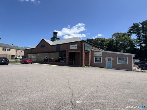 98 Main St, Westerly, RI, 02891-2113 | Card Image