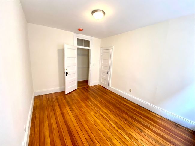 APT-3 - 866 Huntington Ave, House attached with 5 bedrooms, 2 bathrooms and null parking in Boston MA | Image 15