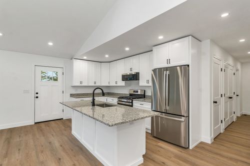 91 David Dr, Sanbornville, NH, 03872-3618 | Card Image