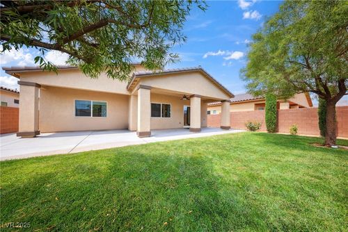 4429 S Glory Vine Ln, Pahrump, NV, 89061-0163 | Card Image