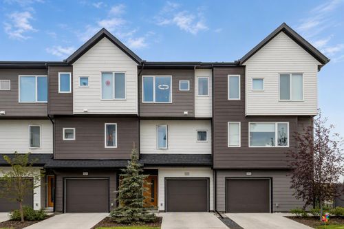 305 Skyview Ranch Cir Ne, Calgary, AB, T3N1Y8 | Card Image