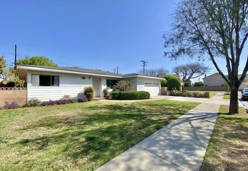 6019 Ashworth St, Lakewood, CA, 90712-1008 | Card Image