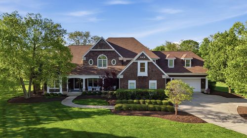 1677 Riverstone Dr, Delaware, OH, 43015-7069 | Card Image