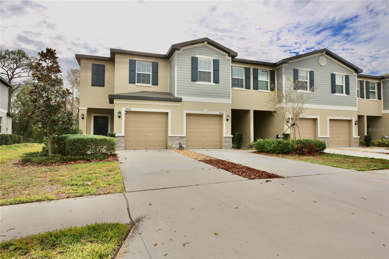 Residential in LAND O LAKES 2