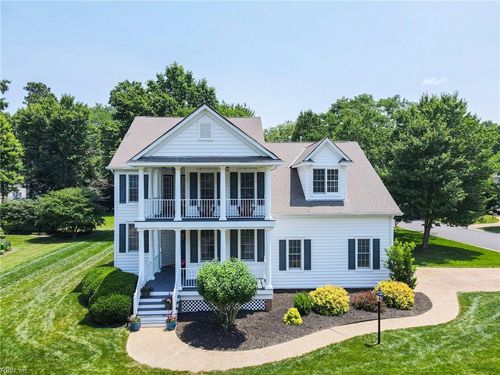 20517 Madison Ct, Smithfield, VA, 23430-8112 | Card Image
