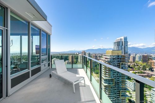 3204-6463 Silver Ave, Burnaby, BC, V5H0K4 | Card Image