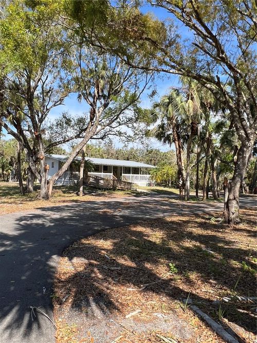 50 Palm Dr, VENICE, FL, 34292-1824 | Card Image