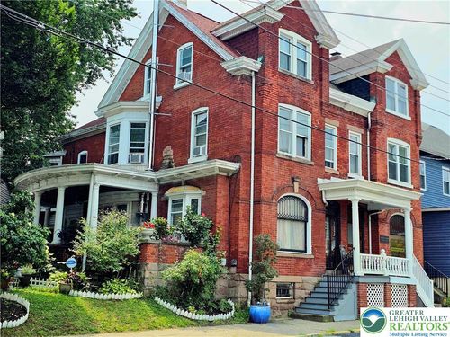 752 Walnut Ave, EASTON, PA, 18042-4352 | Card Image
