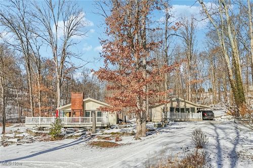 27720 Norris Rd, Tippecanoe, OH, 44699-9424 | Card Image