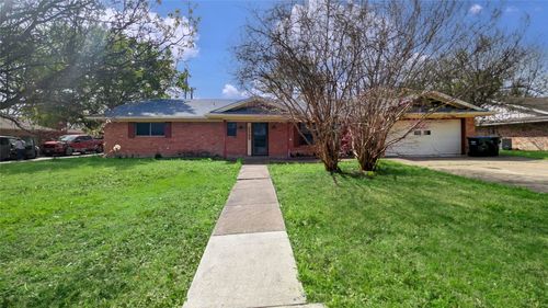 2309 Terrell Rd, Greenville, TX, 75402-7325 | Card Image