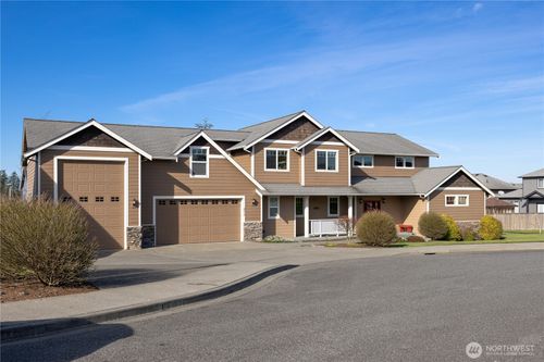 5215 Sparrow Ct, Ferndale, WA, 98248-7801 | Card Image