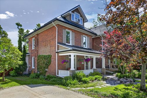 587 Gilmour St, Peterborough, ON, K9H2K3 | Card Image