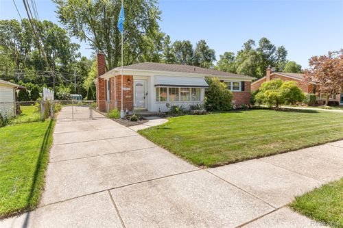 35211 Hathaway St, Livonia, MI, 48150-2511 | Card Image