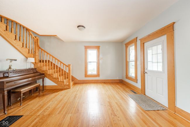 212 S Canal St, House other with 3 bedrooms, 3 bathrooms and null parking in Alexandria IN | Image 4