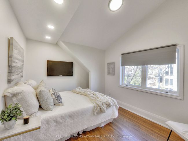 59 Corley Ave, House attached with 3 bedrooms, 2 bathrooms and null parking in Toronto ON | Image 25