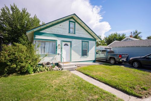 23 E 2nd Ave, Glenns Ferry, ID, 83623-2898 | Card Image