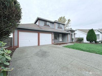 27115 116th Place Se, House other with 4 bedrooms, 2 bathrooms and 2 parking in Kent WA | Image 2