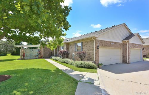 30600 Victoria Ct, Chesterfield, MI, 48051-1248 | Card Image