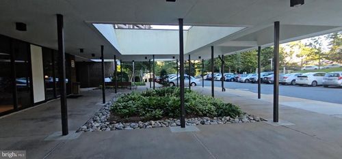 apt-206-250 S Reynolds St, ALEXANDRIA, VA, 22304-4417 | Card Image