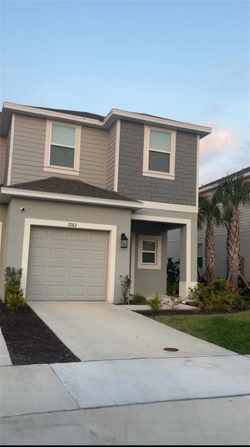 2263 Portrait St, Kissimmee, FL, 34758-7400 | Card Image