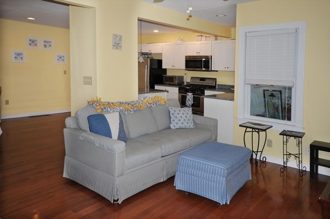 9 15 Th St, House other with 3 bedrooms, 2 bathrooms and 4 parking in Onset MA | Image 7