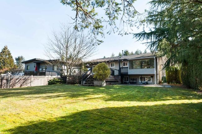 2631 127 A Street, House other with 5 bedrooms, 2 bathrooms and 5 parking in Surrey BC | Image 2