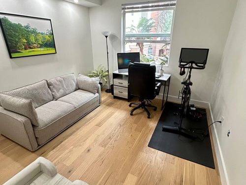 apt-2321-17150 N Bay Rd, Sunny Isles Beach, FL, 33160-3425 | Card Image