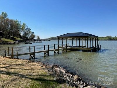 Dock | Image 3