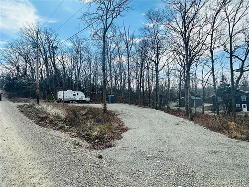 8875 Victoria Ln, French Village, MO, 63036 | Card Image