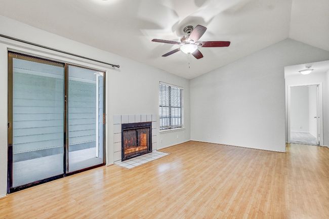 APT-2022 - 2215 Post Rd, Condo with 1 bedrooms, 1 bathrooms and 1 parking in Austin TX | Image 8